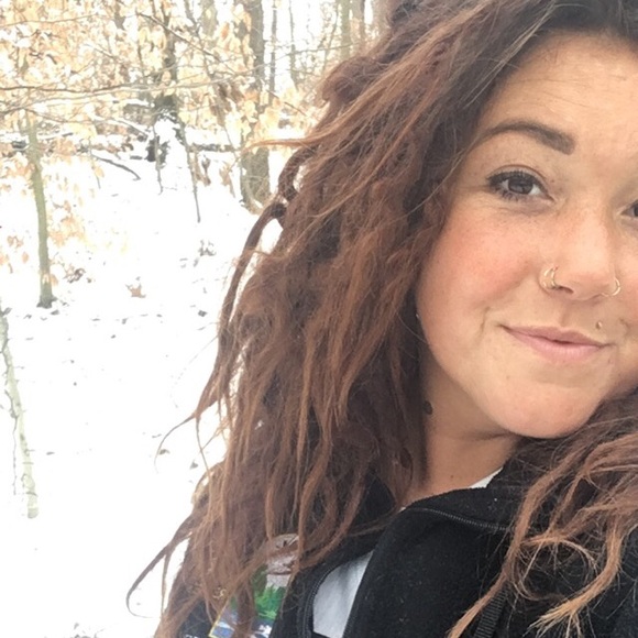 Meet your Posher, Jenna - Picture 4 of 4